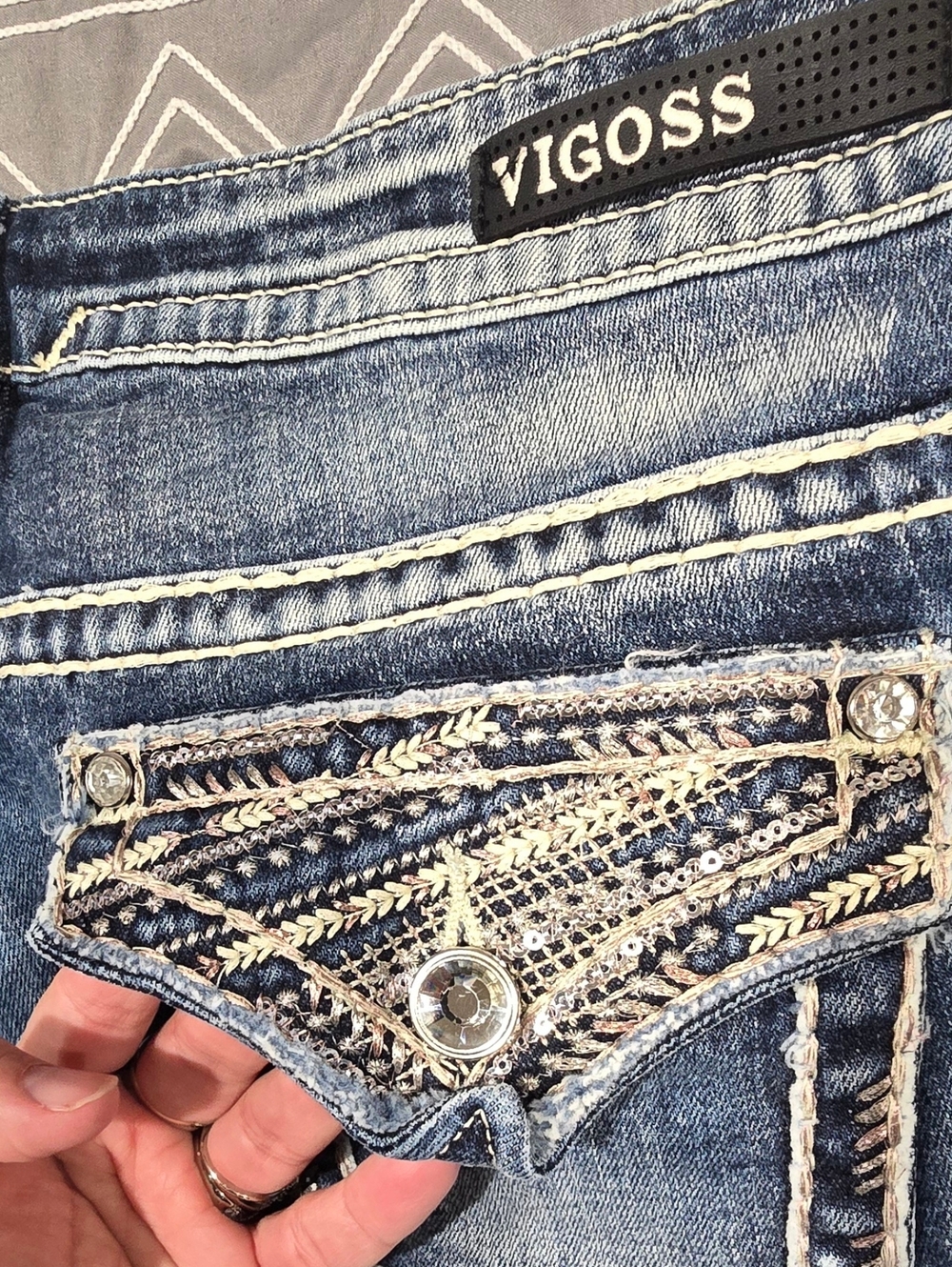 Vigoss Midrise New York Denim Capris Size 14 - Picture 5 of 9